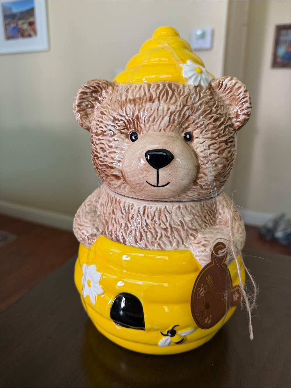 NWT Teddy Bear Beehive Cookie Jar